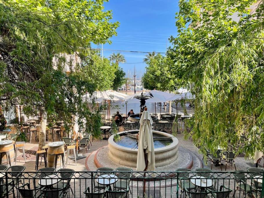 Au Coeur Et Au Calme De Bandol, Parking Et Climatisation Appartement Buitenkant foto